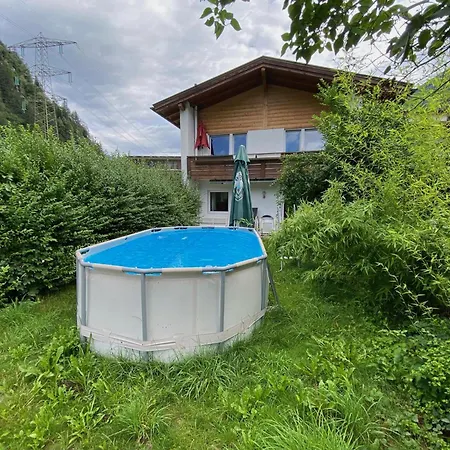 Holiday home Regenbogenhaus *
